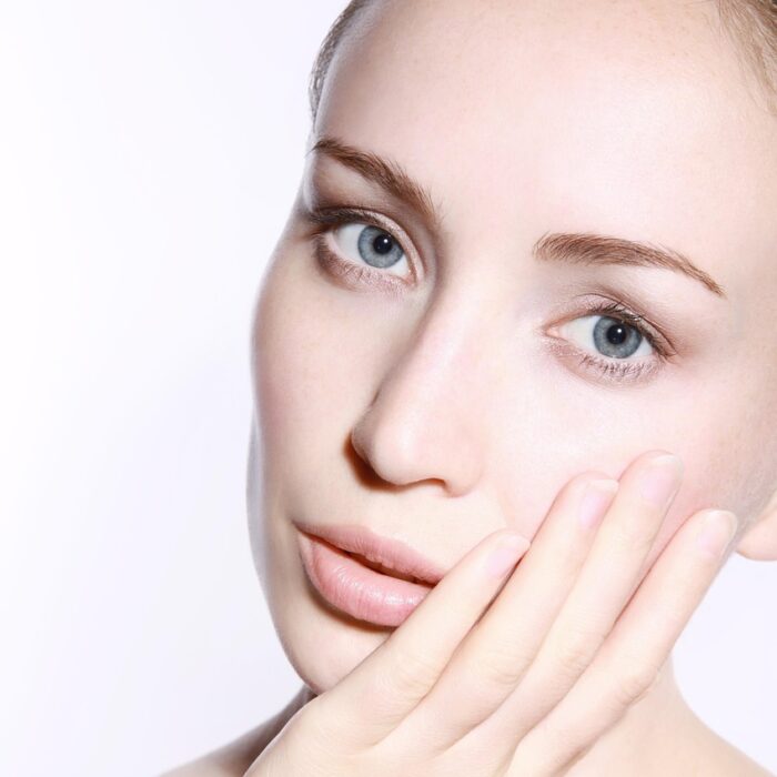 Soin hydrafacial : nettoyage, hydratation et éclat
